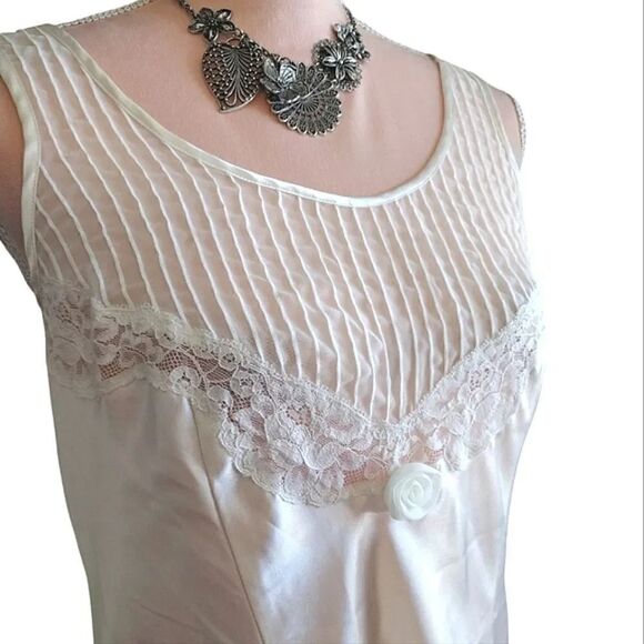 VTG 80s White Satin Floral Lace Rosette Mini Lingerie Slip Dress Small - Picture 6 of 17